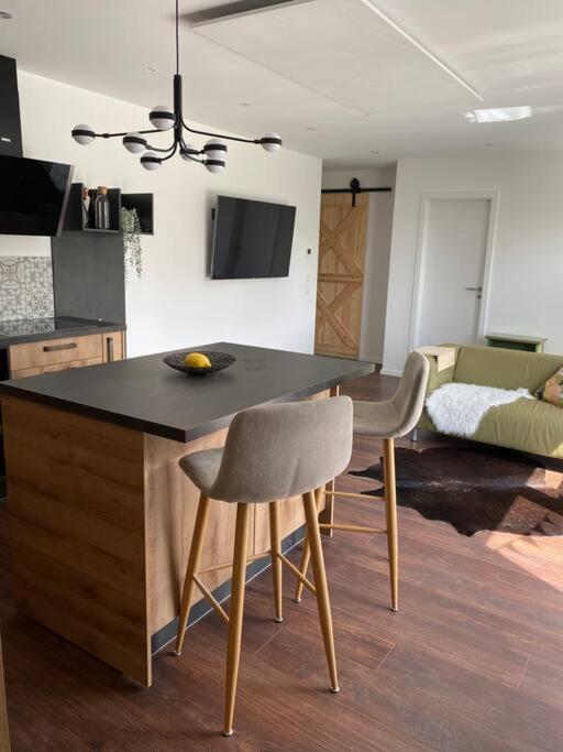 Gemuetliche Wohnung -Schwarzwald Neuweiler  Екстер'єр фото